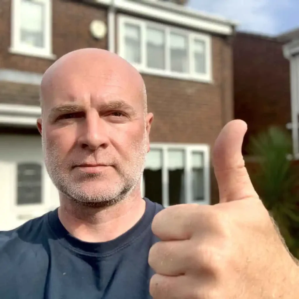 Maghull window cleaner