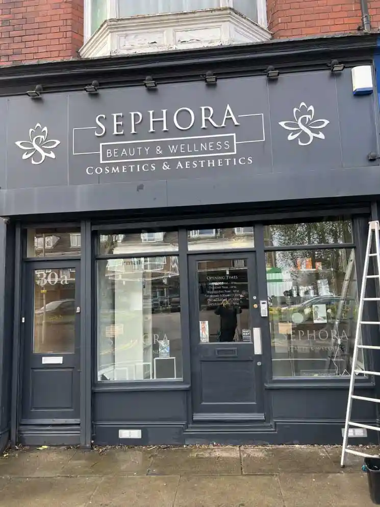 Shop window cleaning maghull
